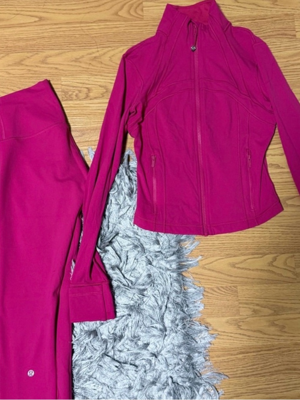 lululemon  Zip-Up Jacket and leggings - Women's Active Wear